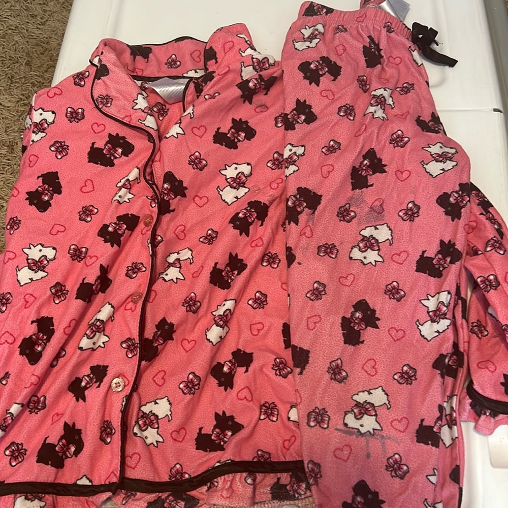 Girls pajamas two piece